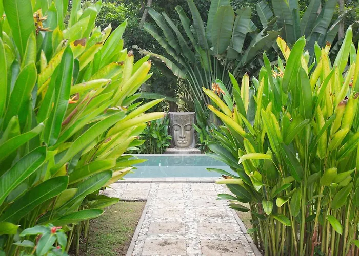 Проживание в семье Anima Retreat Bali