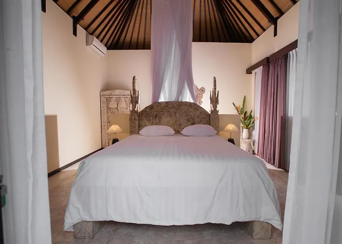 Проживание в семье Anima Retreat Bali *