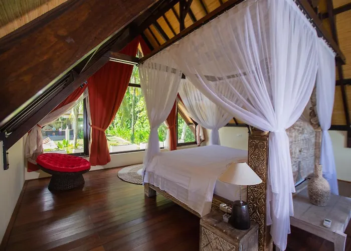 Проживание в семье Anima Retreat Bali *